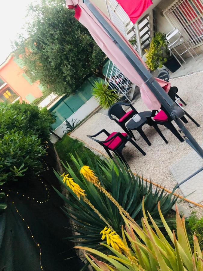 Dell'amicizia Bed & Breakfast *